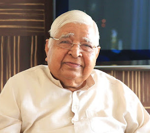 อาจารย์โกเอ็นก้า สอนอานาปานสติ ดูลมที่ปลายจมูก